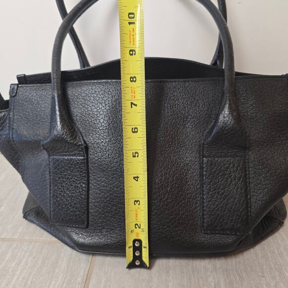 Kate Spade Black Pebbled Leather Southport Avenue Oden Tote Handbag Purse - Picture 7 of 11